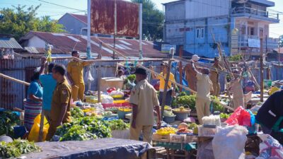 Semrawut, Disperdagin Belu Tertibkan Pedagang juga Parkiran Motor dan Mobil