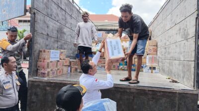Pemda dan Polres Belu Berangkatkan Bantuan Kemanusiaan Kloter Kedua ke Flores
